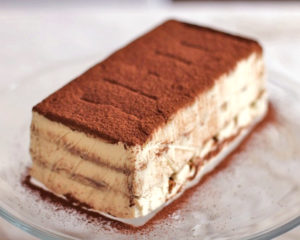 Tiramisu cake